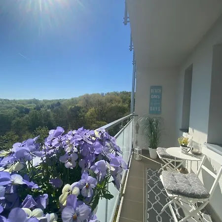 Horizon Z Widokiem Na Morze Gdynia